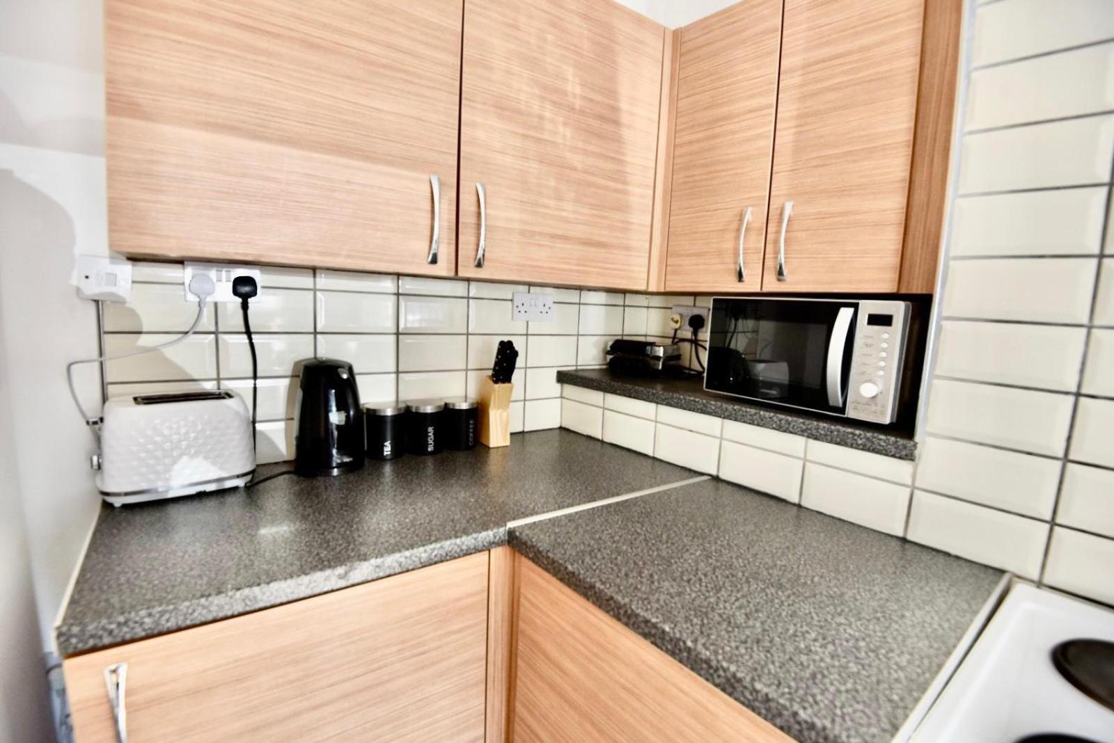 Come On In Lucas Street Newport Train Station Sleep Upto 8 Newport (Gwent) Exterior foto