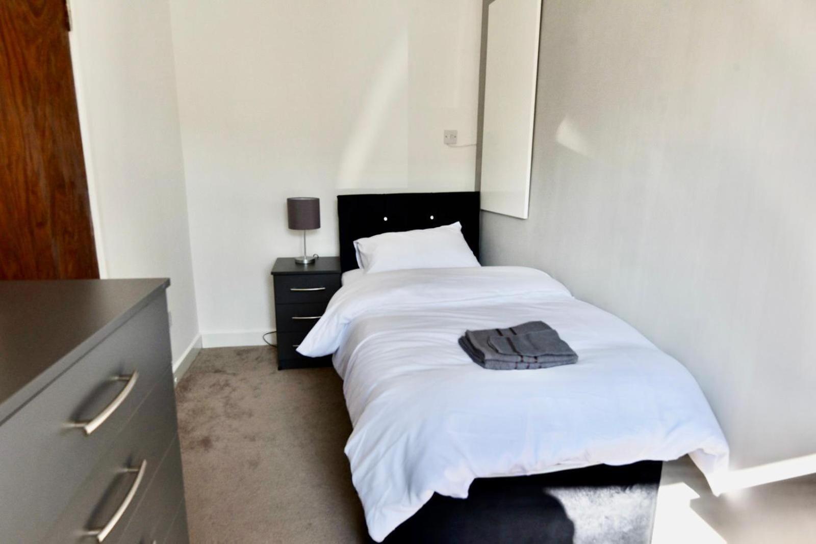 Come On In Lucas Street Newport Train Station Sleep Upto 8 Newport (Gwent) Exterior foto