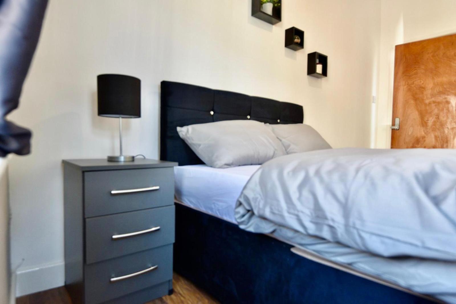 Come On In Lucas Street Newport Train Station Sleep Upto 8 Newport (Gwent) Quarto foto
