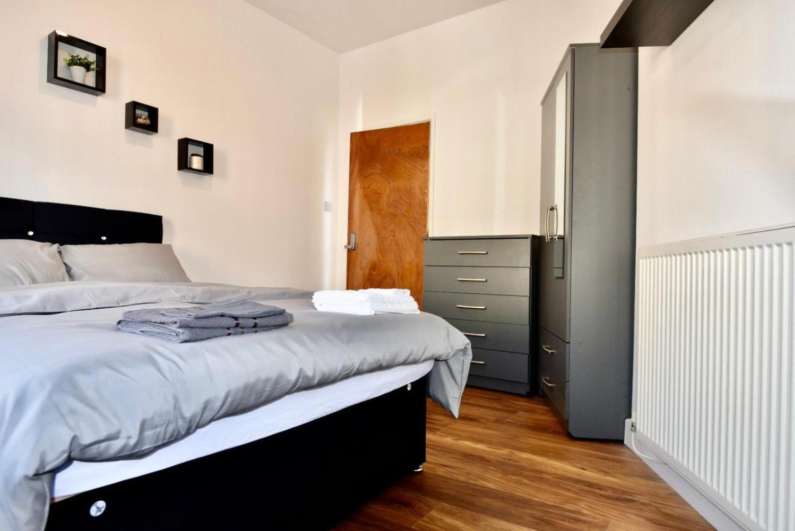 Come On In Lucas Street Newport Train Station Sleep Upto 8 Newport (Gwent) Quarto foto